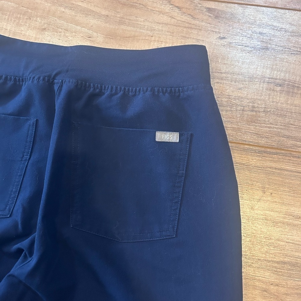 FIGS Technical Collection Navy Blue Scrub Jogger Pants Size S/P - Picture 6 of 7